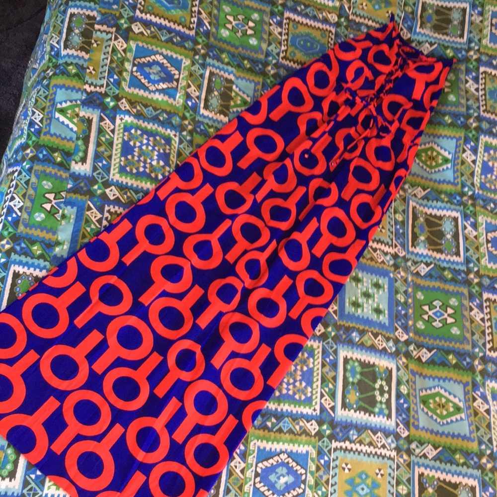 60s-70s Vintage Mod maxi dress appx size 0-2-4?